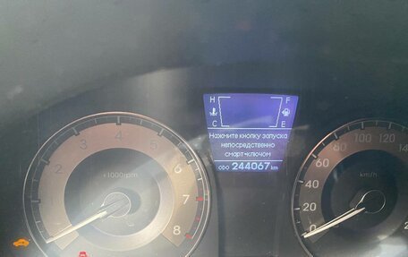 Hyundai Solaris II рестайлинг, 2011 год, 650 000 рублей, 7 фотография