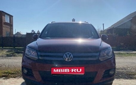 Volkswagen Tiguan I, 2012 год, 1 100 000 рублей, 2 фотография