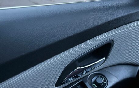 Chevrolet Cruze II, 2015 год, 900 000 рублей, 6 фотография