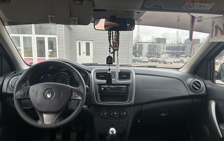Renault Sandero II рестайлинг, 2017 год, 950 000 рублей, 10 фотография