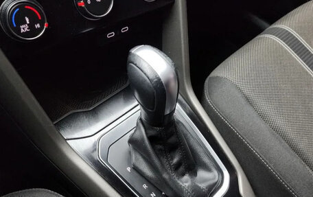 Volkswagen T-Roc I, 2022 год, 1 980 000 рублей, 13 фотография