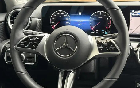 Mercedes-Benz A-Класс, 2025 год, 5 100 000 рублей, 11 фотография