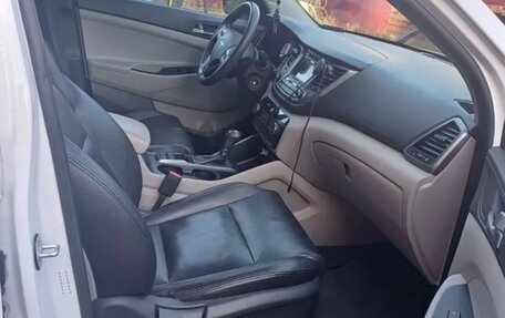 Hyundai Tucson III, 2018 год, 1 875 000 рублей, 4 фотография