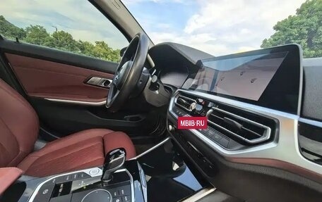 BMW 3 серия, 2022 год, 2 999 999 рублей, 10 фотография