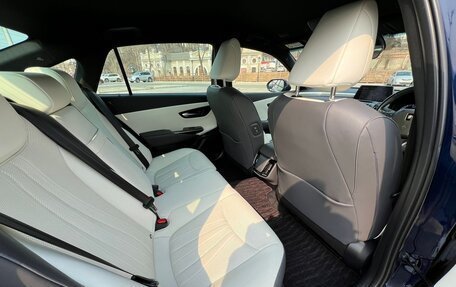 Toyota Crown, 2019 год, 3 200 000 рублей, 9 фотография