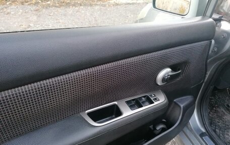 Nissan Tiida, 2010 год, 695 000 рублей, 15 фотография