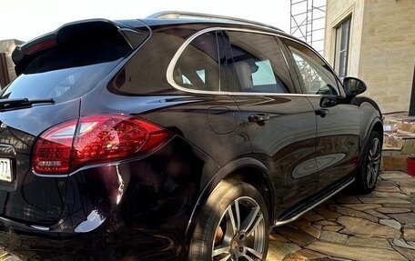 Porsche Cayenne III, 2011 год, 2 750 000 рублей, 2 фотография