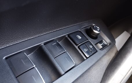 Toyota Corolla, 2019 год, 1 949 000 рублей, 4 фотография