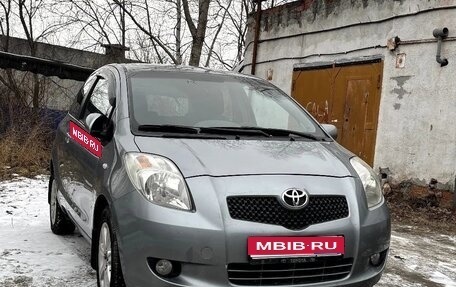 Toyota Yaris III рестайлинг, 2008 год, 595 000 рублей, 1 фотография