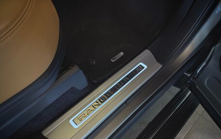 Land Rover Range Rover IV рестайлинг, 2018 год, 6 900 000 рублей, 32 фотография