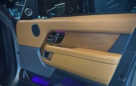 Land Rover Range Rover IV рестайлинг, 2018 год, 6 900 000 рублей, 31 фотография