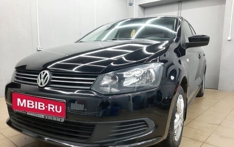 Volkswagen Polo VI (EU Market), 2013 год, 680 000 рублей, 2 фотография