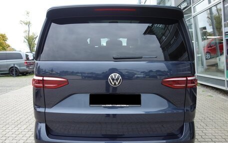 Volkswagen Multivan, 2022 год, 5 550 000 рублей, 5 фотография