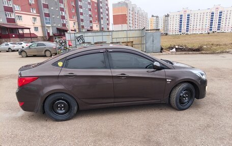 Hyundai Solaris II рестайлинг, 2016 год, 1 030 000 рублей, 3 фотография