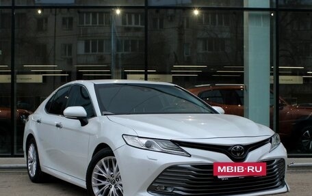 Toyota Camry, 2019 год, 2 900 000 рублей, 3 фотография