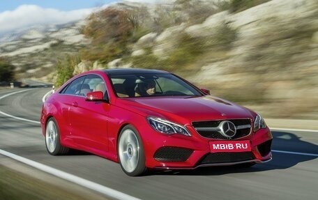 Mercedes-Benz E-Класс, 2014 год, 2 350 000 рублей, 1 фотография