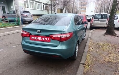 KIA Rio III рестайлинг, 2012 год, 700 000 рублей, 3 фотография