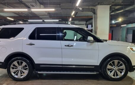 Ford Explorer VI, 2019 год, 2 800 000 рублей, 6 фотография