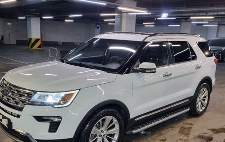 Ford Explorer VI, 2019 год, 2 800 000 рублей, 2 фотография