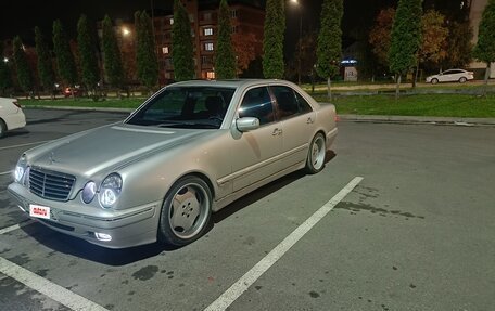 Mercedes-Benz E-Класс, 1999 год, 1 100 000 рублей, 4 фотография
