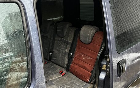 Renault Kangoo II рестайлинг, 2004 год, 330 000 рублей, 17 фотография