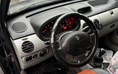 Renault Kangoo II рестайлинг, 2004 год, 330 000 рублей, 21 фотография