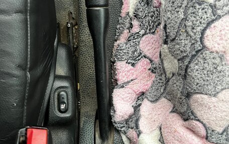 Renault Kangoo II рестайлинг, 2004 год, 330 000 рублей, 23 фотография