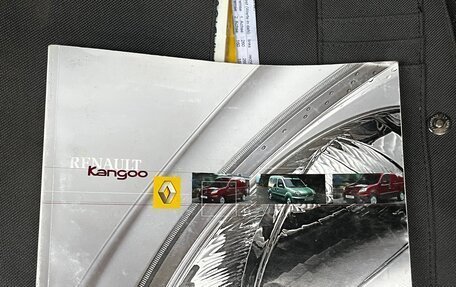 Renault Kangoo II рестайлинг, 2004 год, 330 000 рублей, 27 фотография