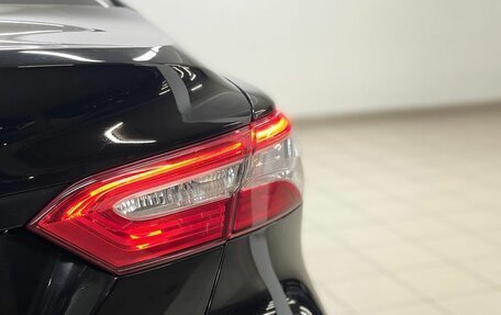 Toyota Camry, 2019 год, 2 700 000 рублей, 10 фотография