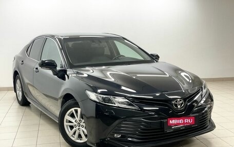 Toyota Camry, 2019 год, 2 700 000 рублей, 3 фотография