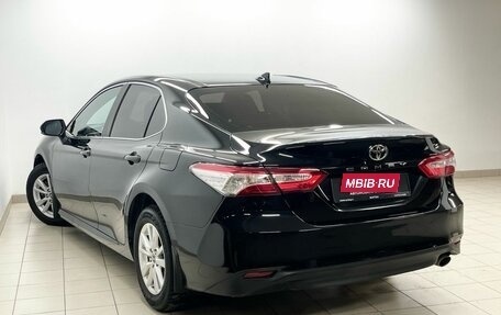 Toyota Camry, 2019 год, 2 700 000 рублей, 6 фотография