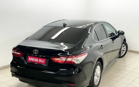 Toyota Camry, 2019 год, 2 700 000 рублей, 9 фотография