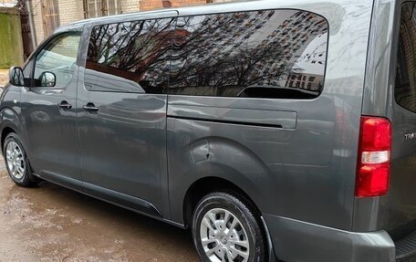 Peugeot Traveller I, 2021 год, 2 800 000 рублей, 4 фотография