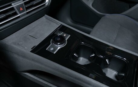 Volkswagen Tiguan, 2025 год, 5 950 000 рублей, 21 фотография