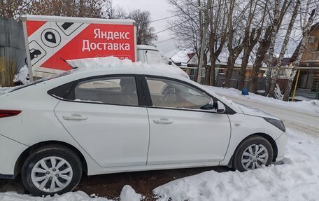 Hyundai Solaris II рестайлинг, 2020 год, 995 000 рублей, 3 фотография