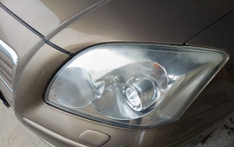 Toyota Avensis III рестайлинг, 2003 год, 670 000 рублей, 10 фотография