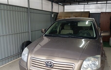 Toyota Avensis III рестайлинг, 2003 год, 670 000 рублей, 9 фотография