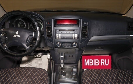 Mitsubishi Pajero IV, 2012 год, 2 549 000 рублей, 13 фотография