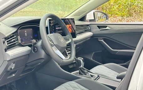 Volkswagen Jetta VII, 2022 год, 2 070 000 рублей, 9 фотография