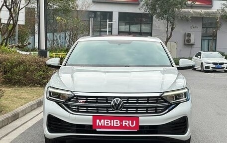 Volkswagen Jetta VII, 2022 год, 2 070 000 рублей, 2 фотография