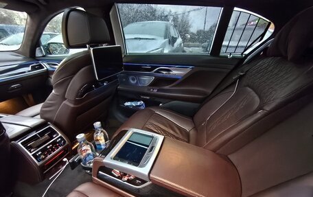 BMW 7 серия, 2017 год, 4 250 000 рублей, 11 фотография