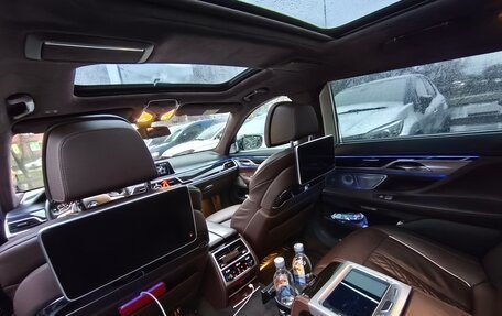 BMW 7 серия, 2017 год, 4 250 000 рублей, 13 фотография