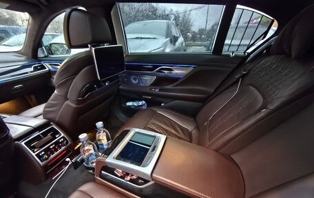 BMW 7 серия, 2017 год, 4 250 000 рублей, 14 фотография