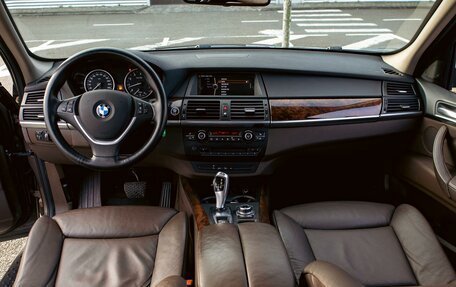 BMW X5, 2011 год, 2 195 000 рублей, 17 фотография