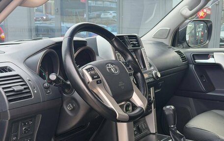 Toyota Land Cruiser Prado 150 рестайлинг 2, 2012 год, 3 120 000 рублей, 14 фотография