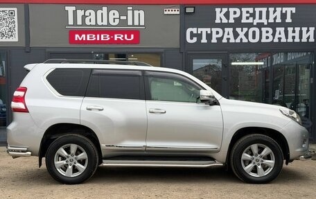 Toyota Land Cruiser Prado 150 рестайлинг 2, 2012 год, 3 120 000 рублей, 13 фотография