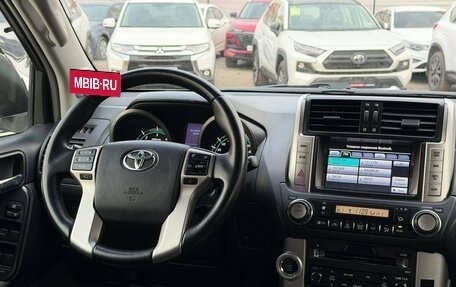 Toyota Land Cruiser Prado 150 рестайлинг 2, 2012 год, 3 120 000 рублей, 30 фотография