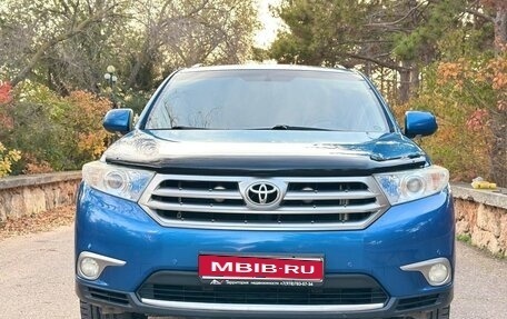 Toyota Highlander III, 2011 год, 2 450 000 рублей, 1 фотография