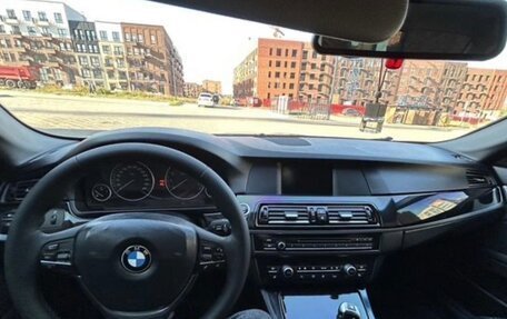 BMW 5 серия, 2011 год, 1 390 000 рублей, 12 фотография