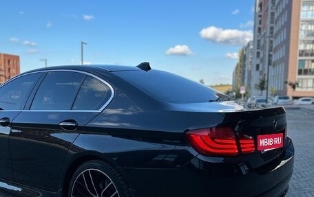 BMW 5 серия, 2011 год, 1 390 000 рублей, 6 фотография